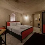 Готель The Niche Cave 3*