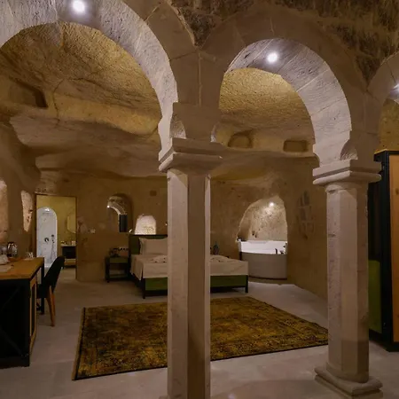 The Niche Cave *