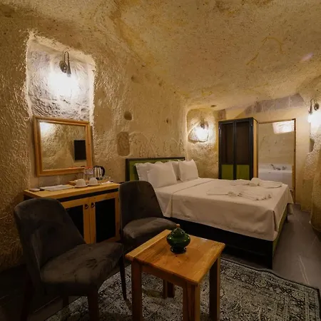 The Niche Cave *
