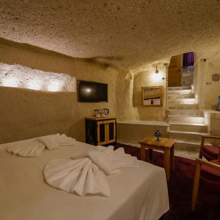 The Niche Cave *