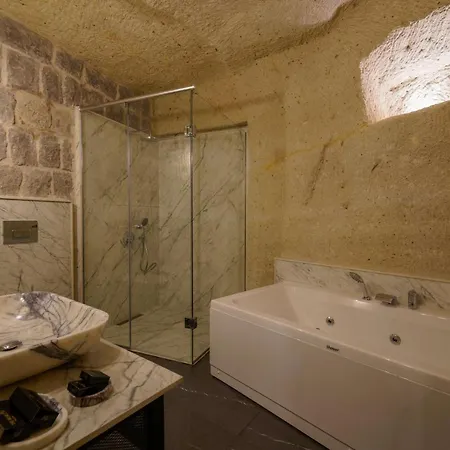 The Niche Cave Hotel 3*