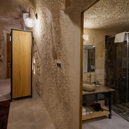 The Niche Cave Hotel *