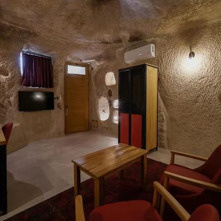 Готель The Niche Cave