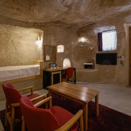 The Niche Cave ギョレメ