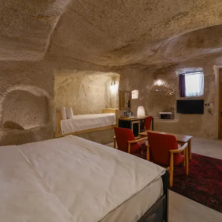The Niche Cave