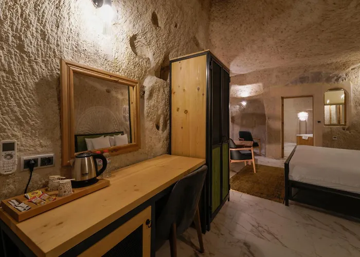 The Niche Cave Hotel *